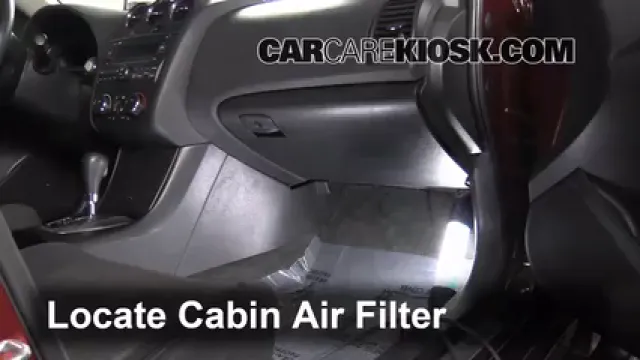 2011 Nissan Altima SR 3.5L V6 Sedan Filtre à air (intérieur) Changement